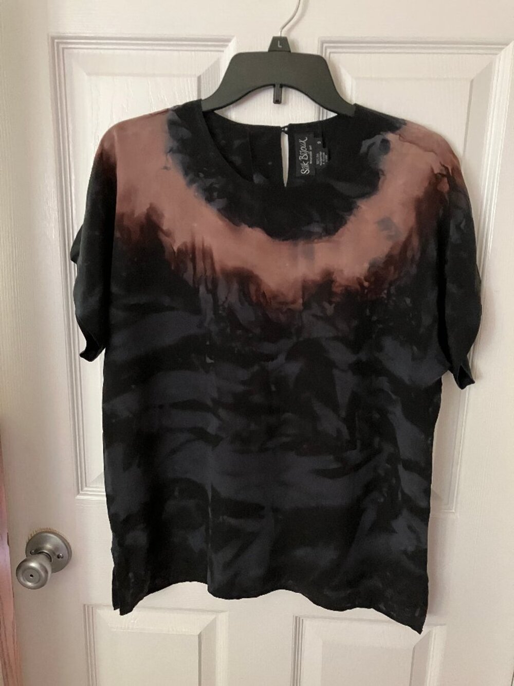 VTG SILK BIJOUX Wearable Art Silk Handpainted & finished in USA Black/Beige S